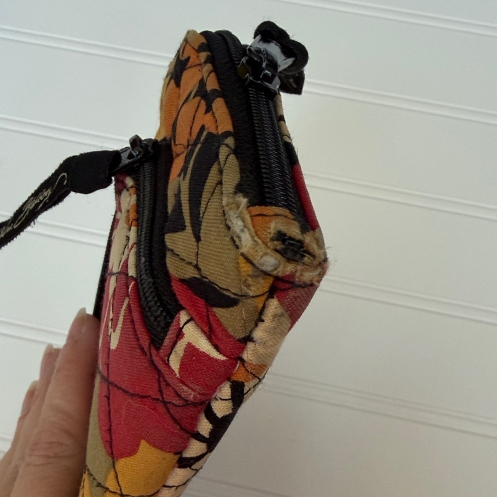 (136)VeraBradley Quilted Floral Wristlet Wallet Red,Orange,Mustard, Black,Cream - Picture 3 of 9